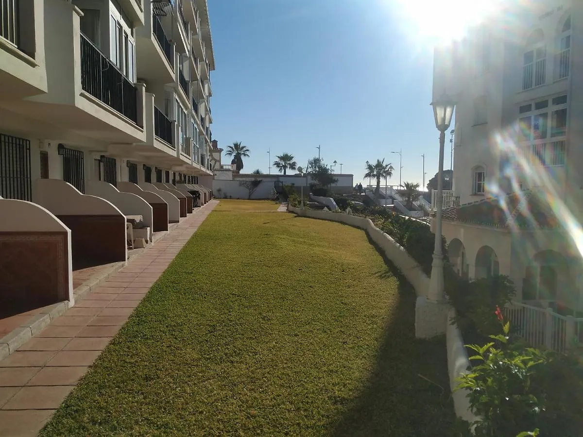 1 Bedroom Beachfront Apartment At Torecilla Beach Nerja Hiszpania