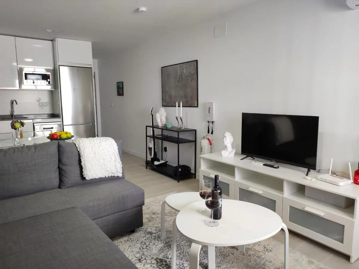 1 Bedroom Beachfront Apartment At Torecilla Beach Nerja Hiszpania